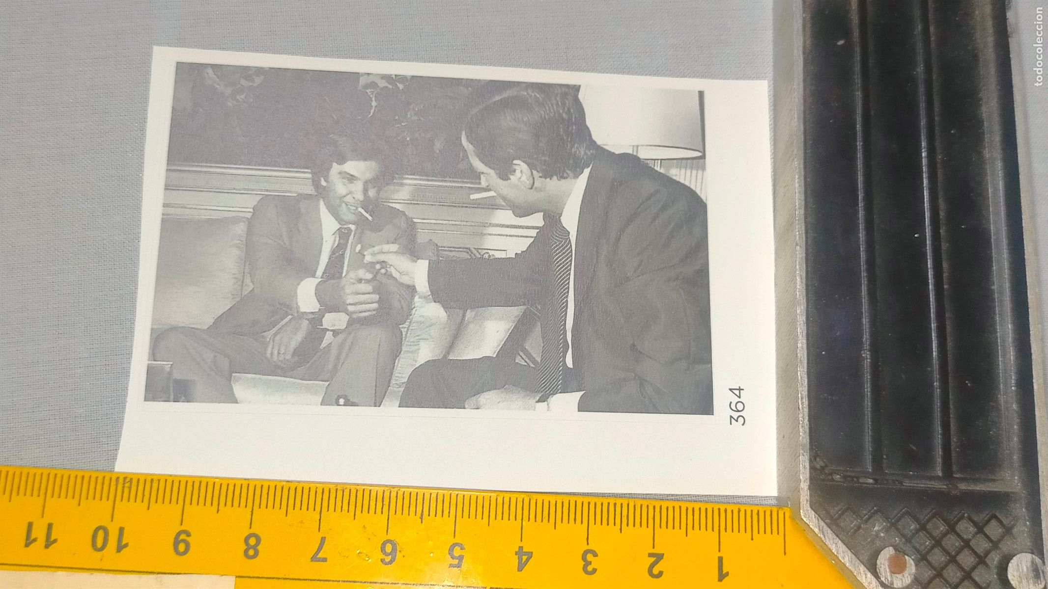 Sammlung von Aufklebern: PEGATINA CROMO ADHESIVO - TROQUELADA - pol&iacute;tica Adolfo Su&aacute;rez Felipe Gonz&aacute;lez