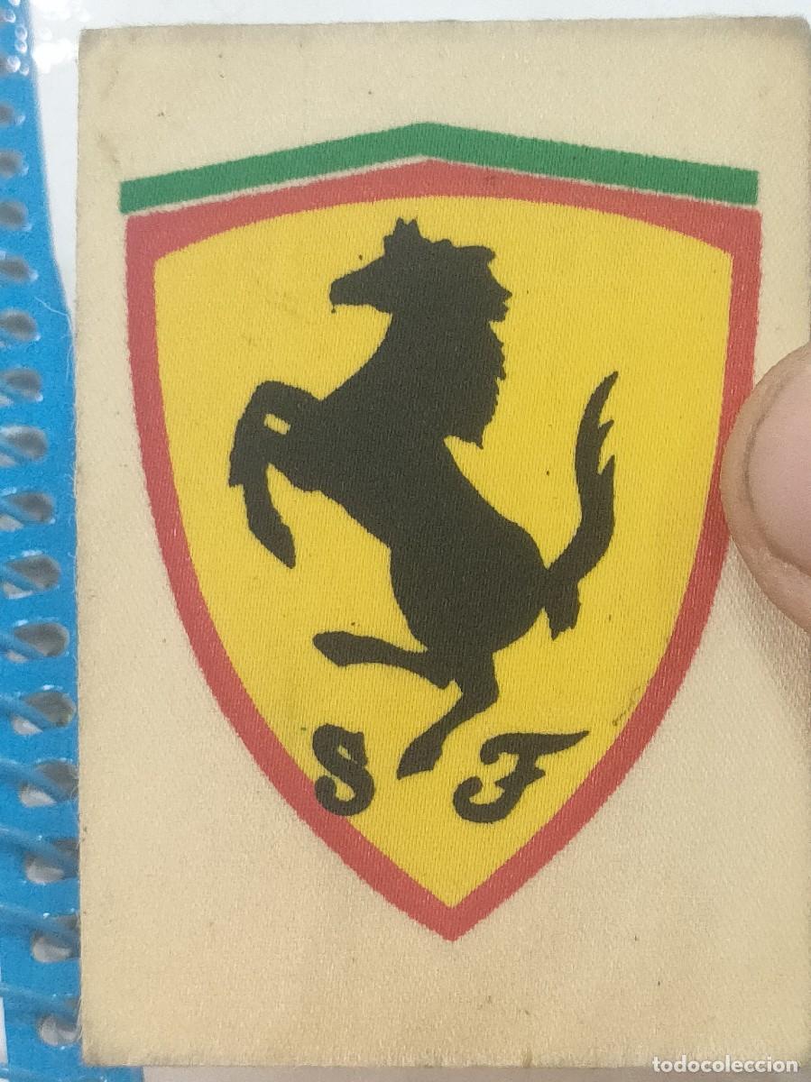 Pegatinas de colecci&oacute;n: Pegatina SCUDERIA FERRARI de tela pel&iacute;n amarillenta