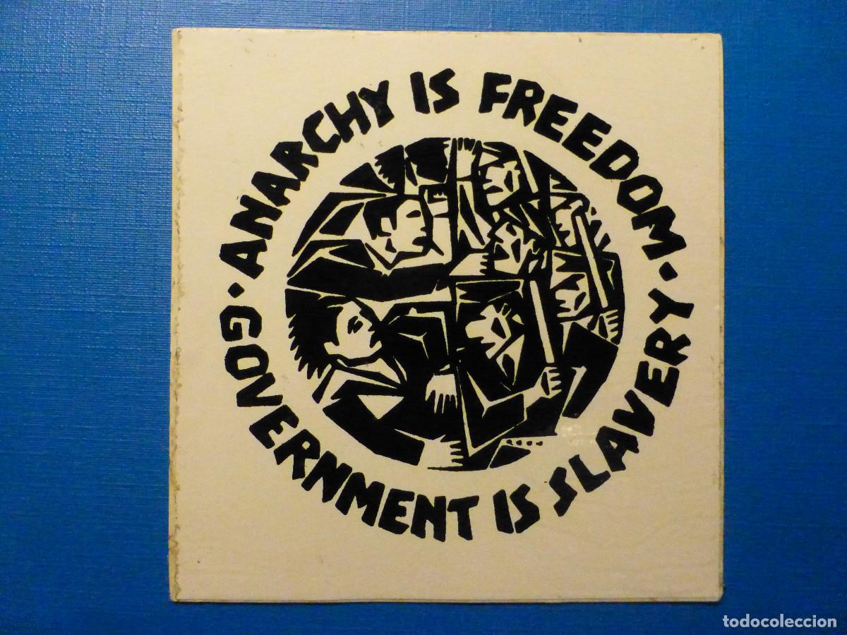 Pegatinas de colecci&oacute;n: Pegatina Adhesivo Pol&iacute;tico Sindicalista - Anarchy is Freedom - El Gobierno ESCLAVIZA - 10,5x15 cm