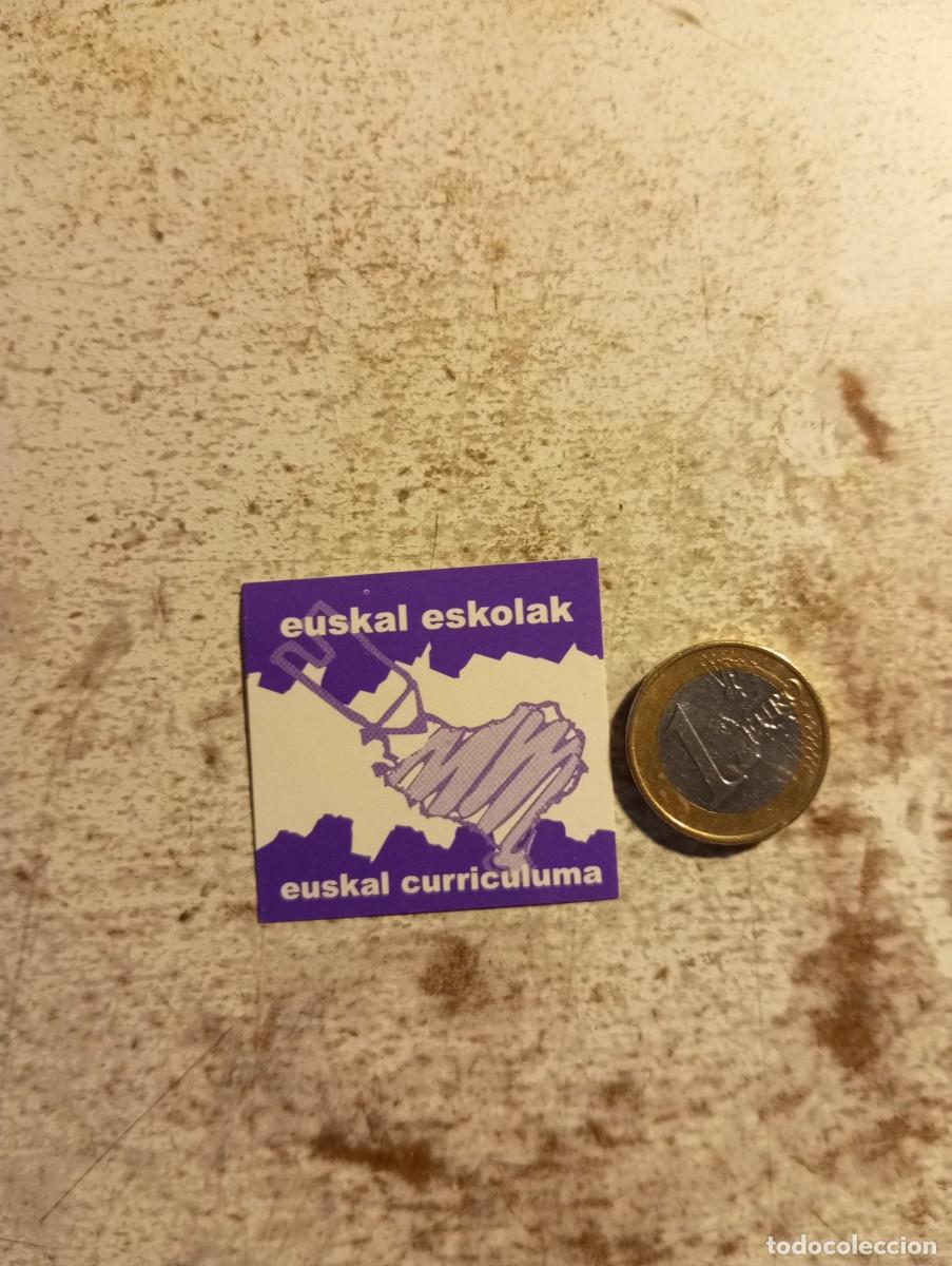 Pegatinas de colecci&oacute;n: Pegatina Euskadi. Defensa del euskera. - Foto 1