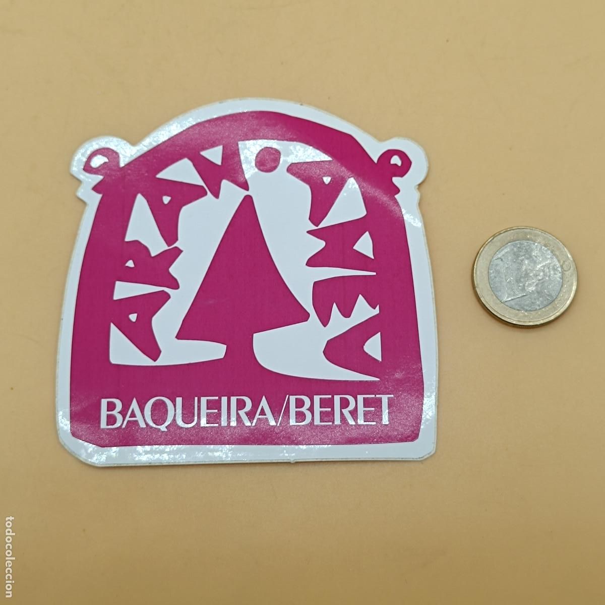 Sammlung von Aufklebern: PEGATINA SIN PEGAR BAQUEIRA BERET ROJA.