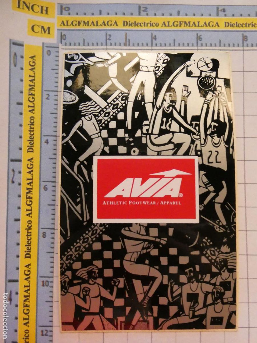 Pegatinas de colecci&oacute;n: PEGATINA DE MARCAS DE ROPA. AVIA ATHLETIC FOOTWEAR . 68