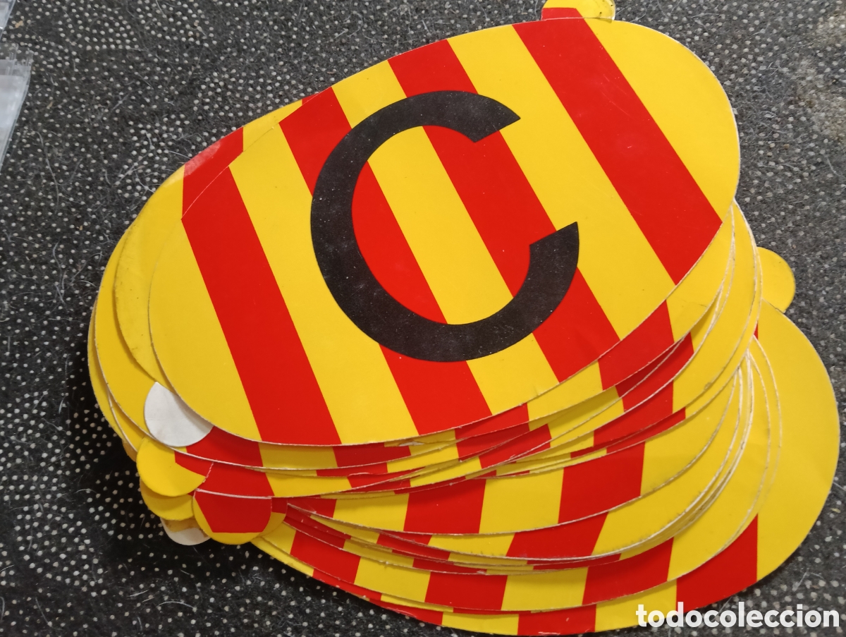 Pegatinas de colecci&oacute;n: LOTE DE 30 PEGATINAS DE BANDERA CATALANA CON LA LETRA C