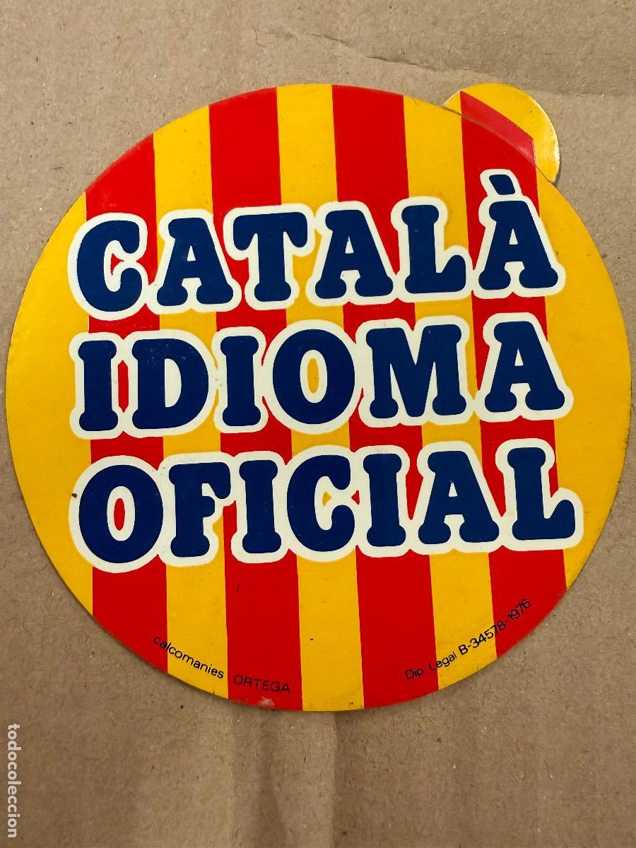 Pegatinas de colecci&oacute;n: Pegatina reivindicativa politica. Catala idioma oficial. 9cms