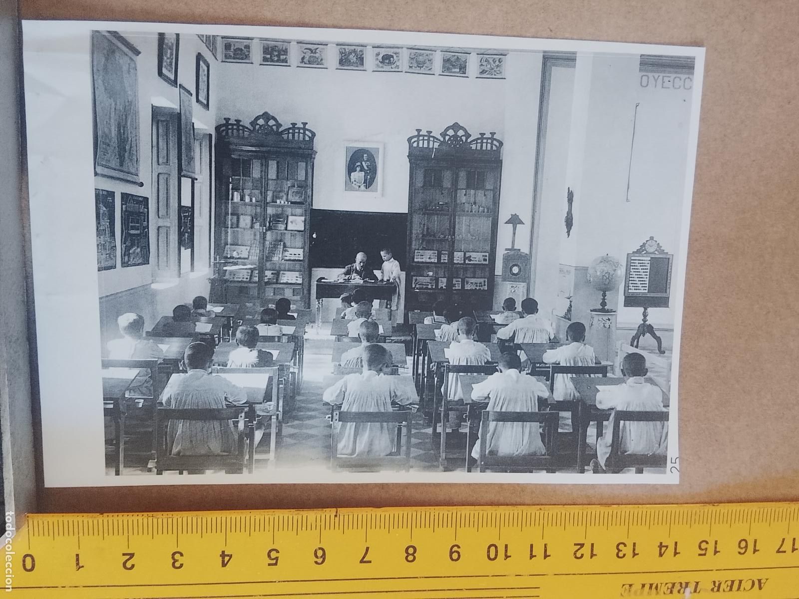 Pegatinas de colecci&oacute;n: PEGATINA CROMO ADHESIVO - TROQUELADA - escuela de la caridad valencia inaguracion 1911