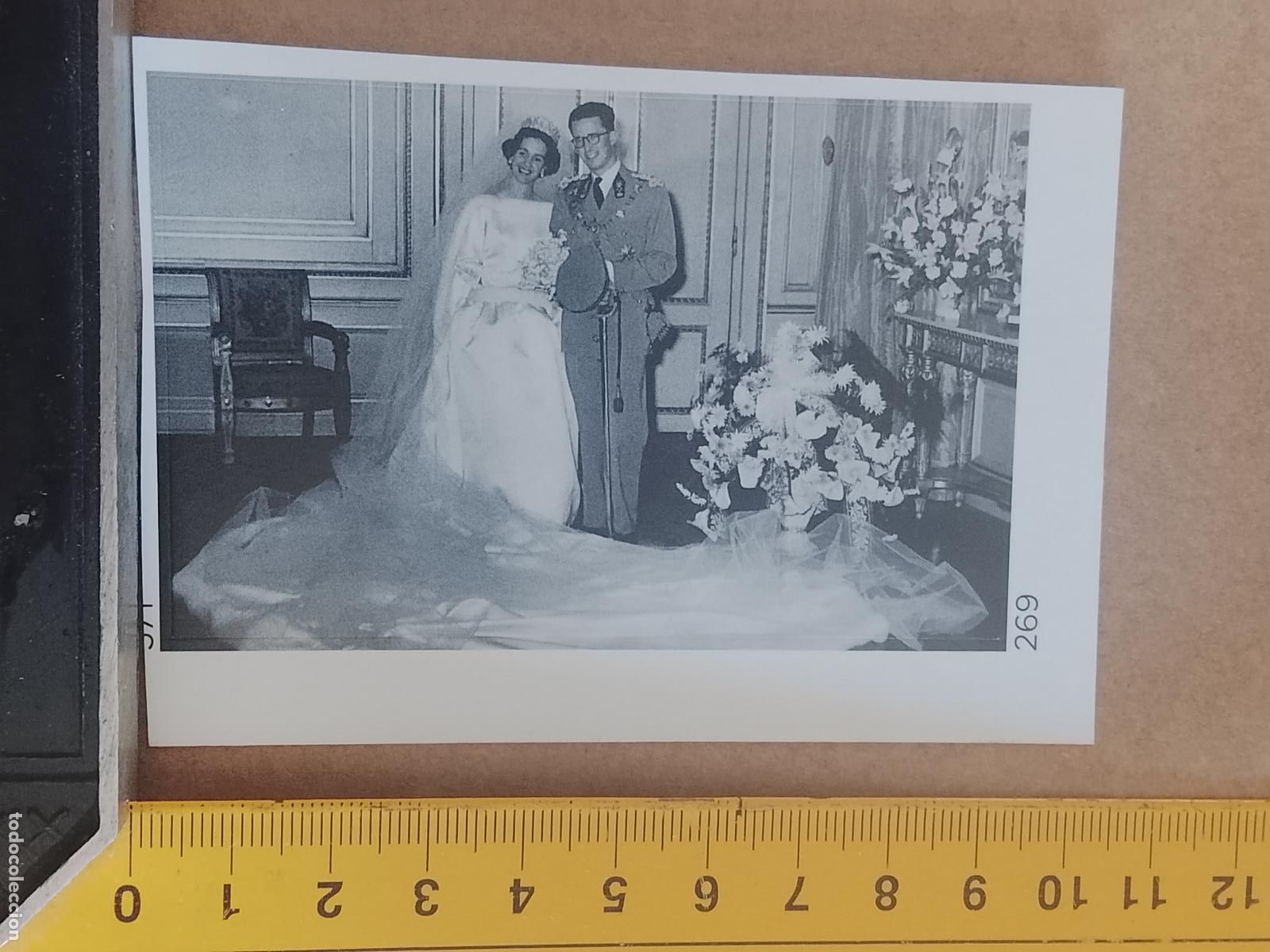 Pegatinas de colecci&oacute;n: PEGATINA CROMO ADHESIVO - TROQUELADA - BODA FABIOLA DE MORA Y ARAGON Y BALDUINO REY