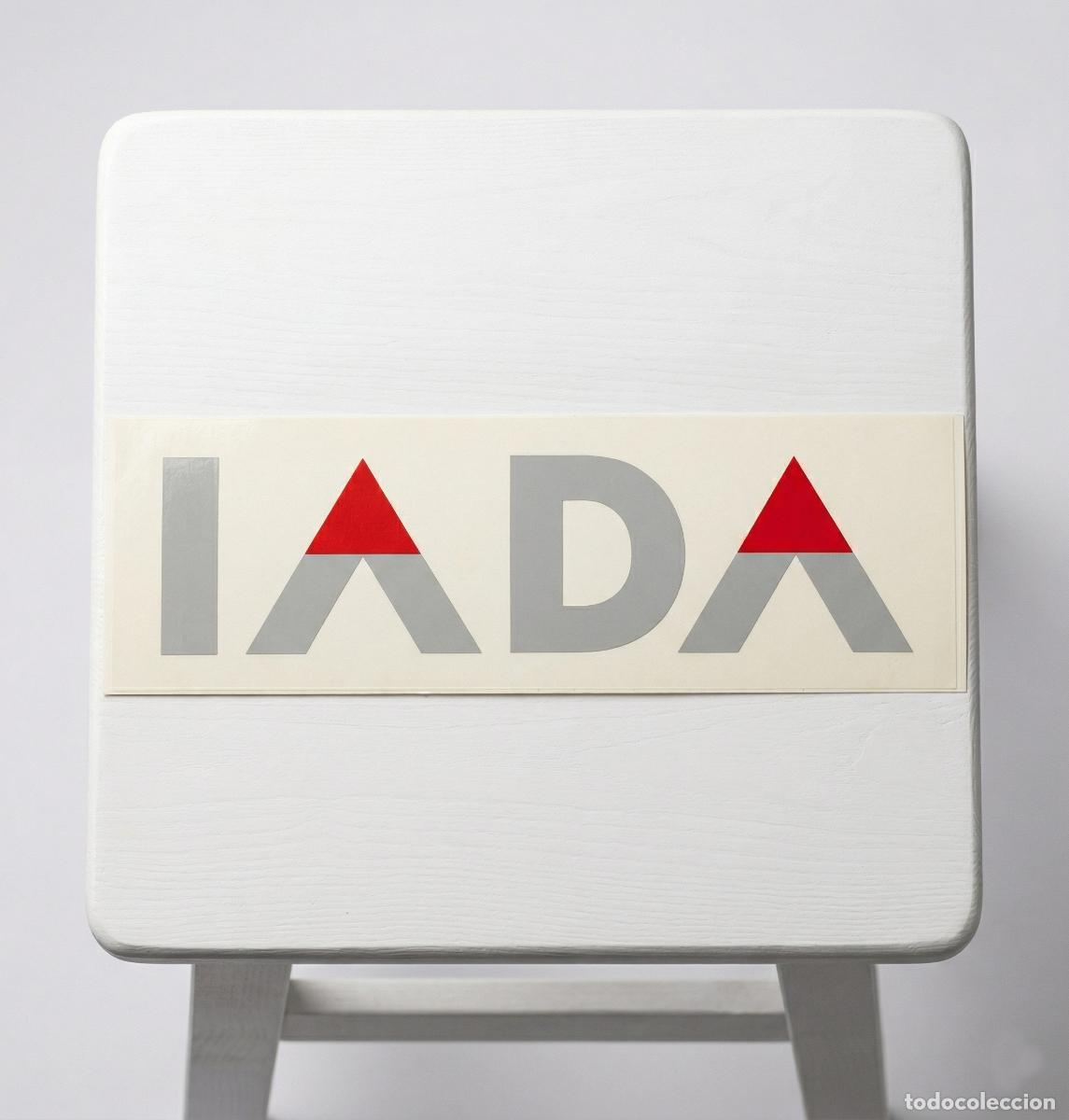 Pegatinas de colecci&oacute;n: Adhesivo Vintage IADA Logo Cl&aacute;sico Automoci&oacute;n 27,5x9 cm JAC