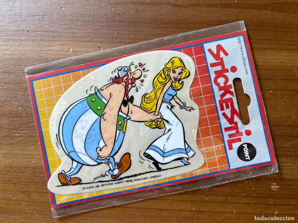 Pegatinas de colecci&oacute;n: ANTIGUA PEGATINA ASTERIX Y OBELIX 2005 8X10 CENT&Iacute;METROS APROX. SIN ABRIR, NUEVA SIN USO