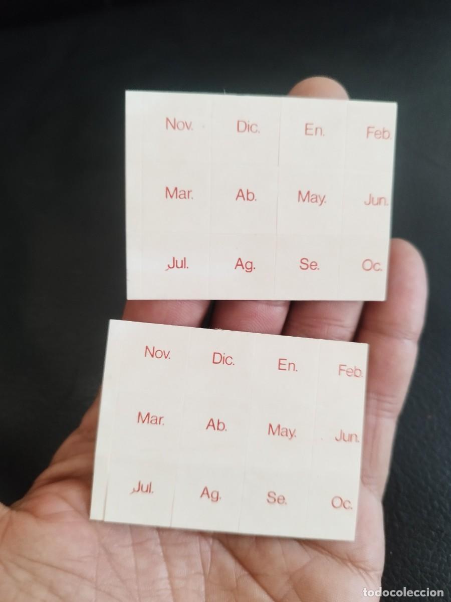 Pegatinas de colecci&oacute;n: 42 peque&ntilde;as pegatinas con las iniciales de los meEs del a&ntilde;o. Agenda.