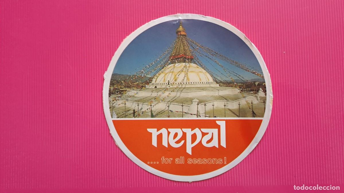Pegatinas de colecci&oacute;n: ANTIGUA PEGATINA TURISMO NEPAL (11,5 cm)