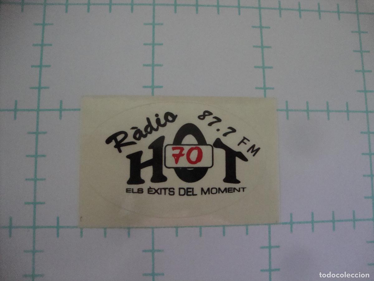 Pegatinas de colecci&oacute;n: PEGATINA NUEVA RADIO HOT 70 ELS EXITS DEL MOMENT