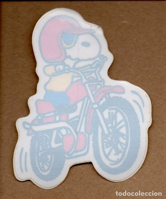 Adesivi di collezione: ANTIGUA PEGATINA DE SNOOPY - EN MOTO. 11 X 9 CM. SIN PEGAR.