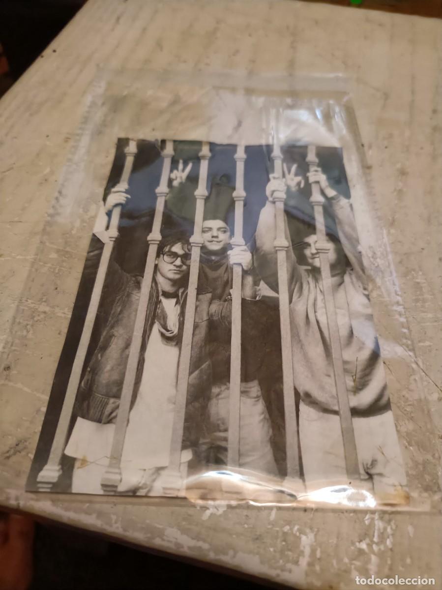 Pegatinas de colecci&oacute;n: PEGATINA ADHESIVO POL&Iacute;TICA A&Ntilde;OS 70-80 DESPEGADA