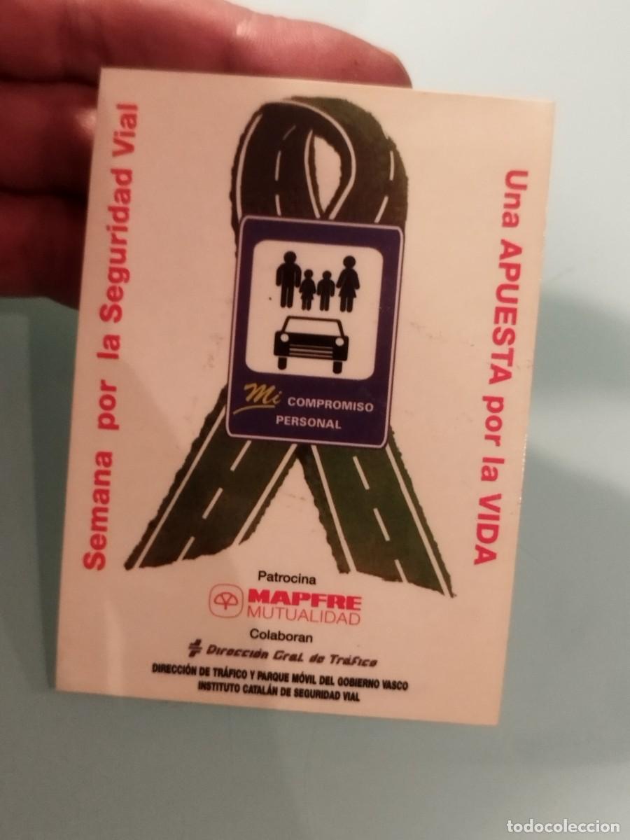 Autocollants de collection: Pegatina, adhesivo semana seguridad vial Instituto Mapfre Direcci&oacute;n General de Tr&aacute;fico.