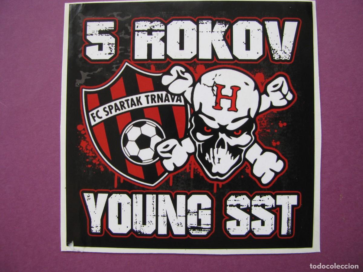 Pegatinas de colecci&oacute;n: PEGATINA DE FUTBOL. RECUPERADA. F C SPARTAK TRNAVA, ESLOVAQUIA. 8X8 CM