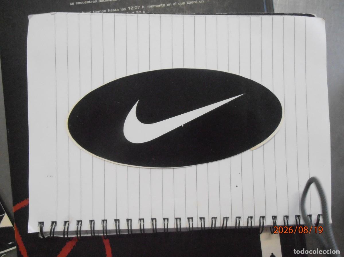 Pegatinas de colecci&oacute;n: Nike - Anagrama con fondo negro