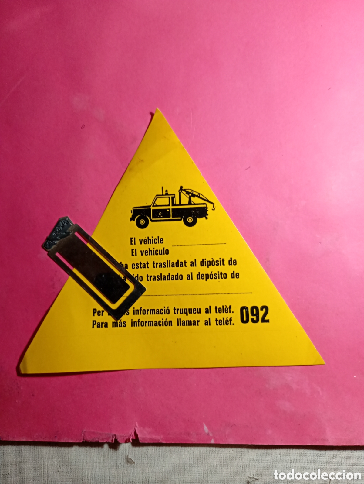 Pegatinas de colecci&oacute;n: PEGATINA 002 SIN USAR - triangular gra se ha llrvado veh&ccedil;iculo al de&ntilde;osito bcn caral&agrave; castellabo