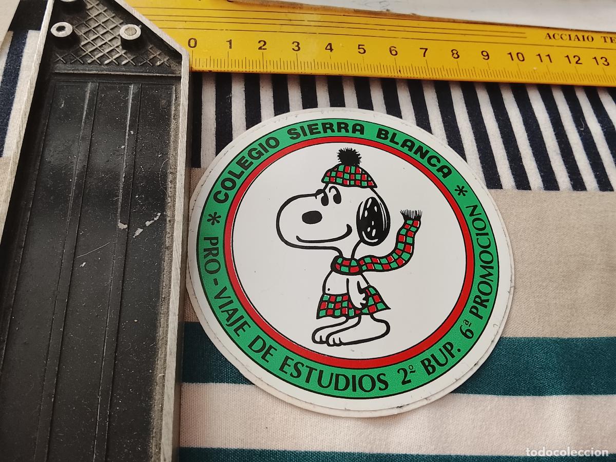 Pegatinas de colecci&oacute;n: PEGATINA PUBLICITARIA SNOOPY COLEGIO SIERRA BLANCA BUP VIAJE