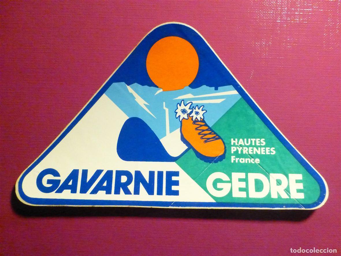 Adesivi di collezione: Pegatina Monta&ntilde;a, Ski, Gavarnie Hautes Pyrenees - Gedre - Esqu&iacute; - 14,5 x 8,5 cm.