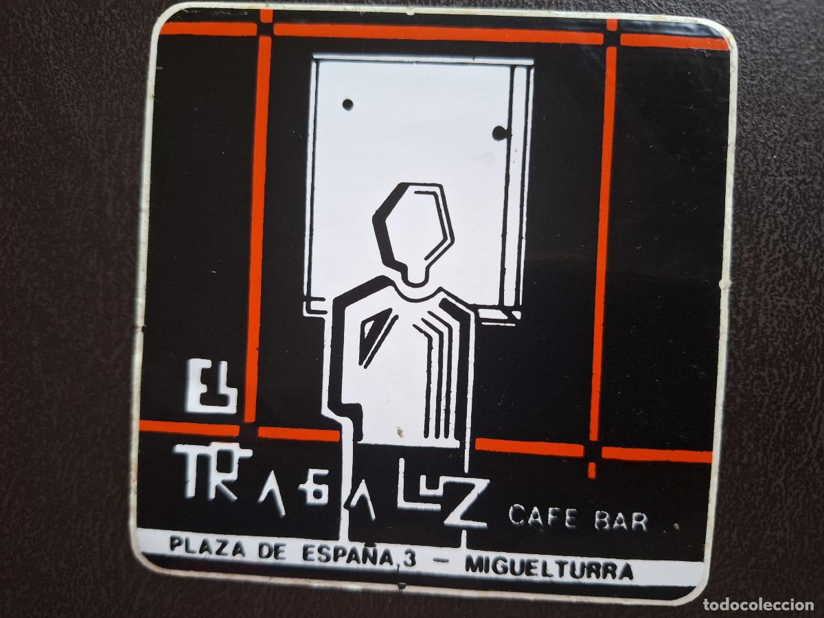 Autocollants de collection: Pegatina hosteler&iacute;a pub El Tragaluz Miguelturra Ciudad Real