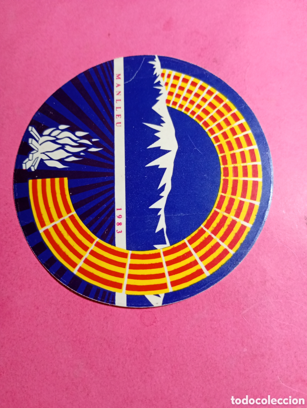 Collection stickers: MANLLEU 1983 PEGATINA CIRCULAR