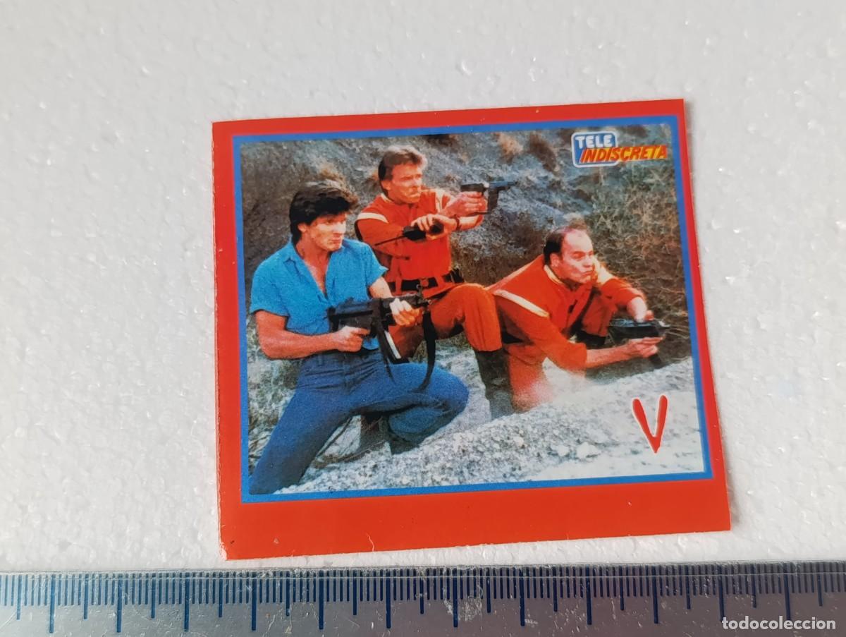 Autocolantes de cole&ccedil;&atilde;o: PEGATINA - SERIE V LOS VISITANTES - TELE INDISCRETA A&Ntilde;OS 80