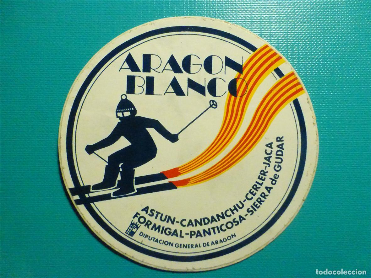 Pegatinas de colecci&oacute;n: Pegatina Ski, Alta Monta&ntilde;a - Arag&oacute;n Blanco - Astun, Candanch&uacute;, Cerler, Jaca, Formigal, Gudar, 8 cm.