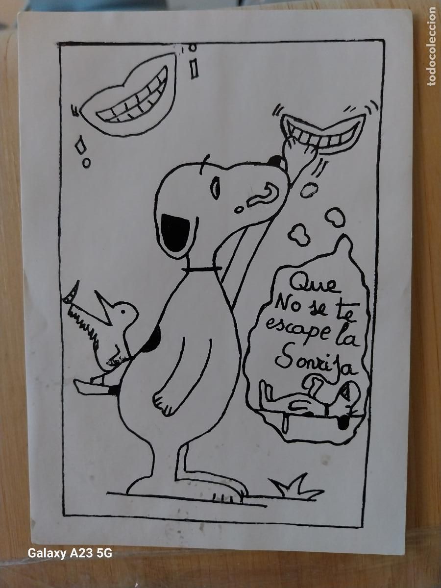 Pegatinas de colecci&oacute;n: ILUSTRACION TIPO SNOOPY CASERO PEGATINA **** QUE NO SE TE ESCAPE LA SONRISA A&Ntilde;OS 70 13.7X9.8CMS *--