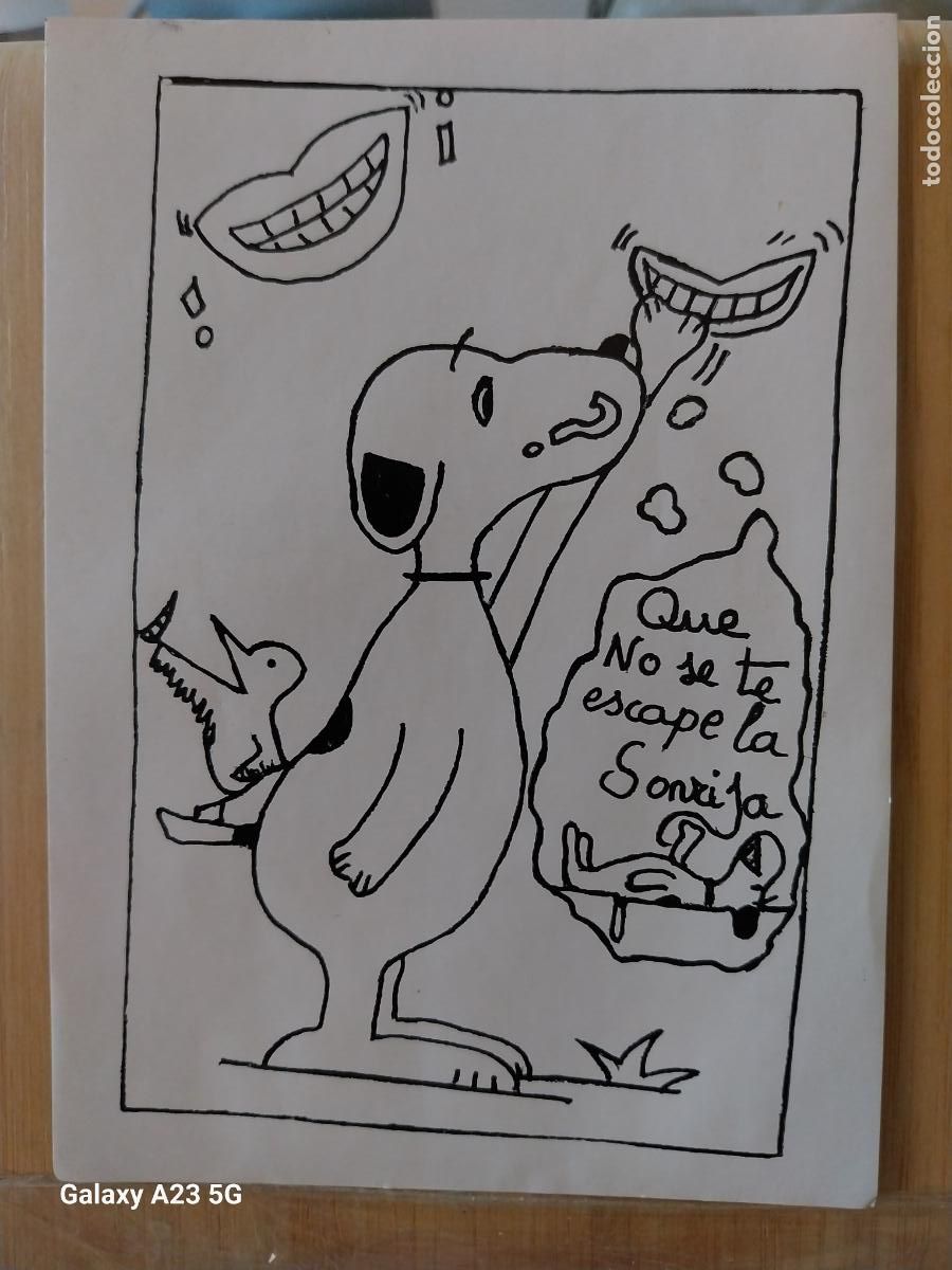 Pegatinas de colecci&oacute;n: ILUSTRACION TIPO SNOOPY CASERO PEGATINA ** QUE NO SE TE ESCAPE LA SONRISA A&Ntilde;OS 70 13.7X9.8CMS *--