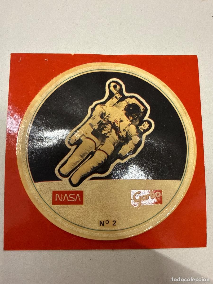 Pegatinas de colecci&oacute;n: NASA, REVISTA GARBO. ASTRONAUTA 6cms. Antiguo adhesivo o pegatina, sin estrenar