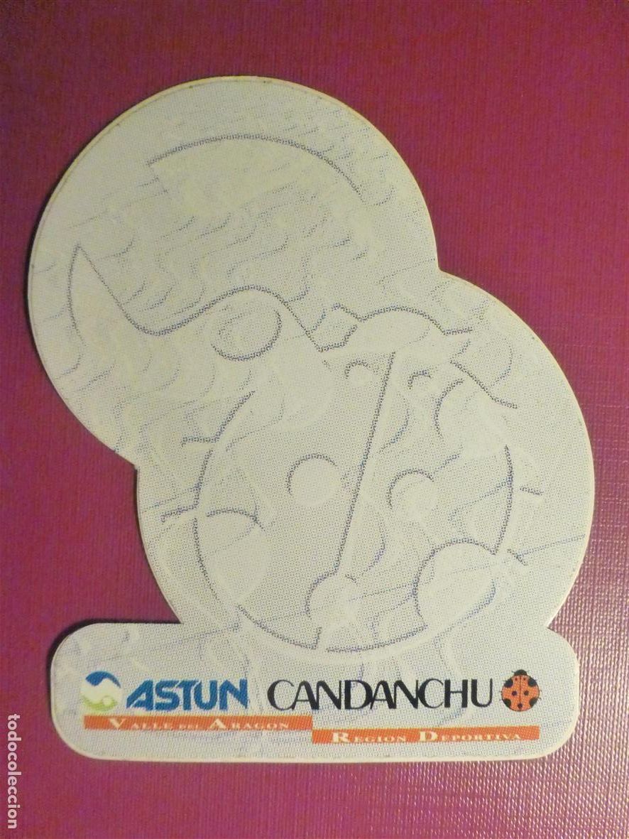 Pegatinas de colecci&oacute;n: Pegatina Monta&ntilde;a, Ski, Federaci&oacute;n Vizcaina - Astun 1982 - Campeonato Infantil Esqu&iacute; Espa&ntilde;a - 8 cm.