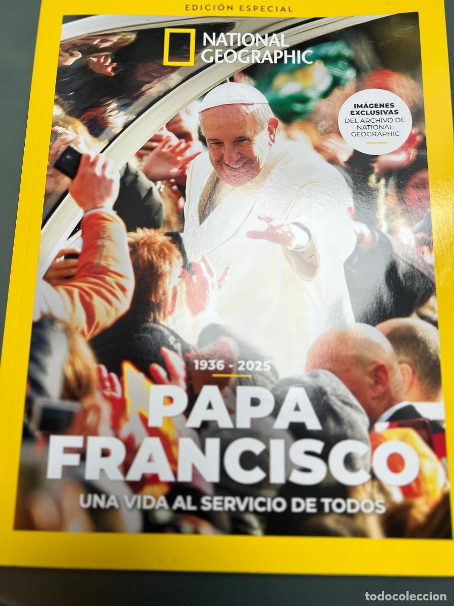 Collezionismo di Peri&oacute;dico El Pa&iacute;s: Dossier PAPA FRANCISCO I. JORGE BERGOGLIO. IGLESIA CAT&Oacute;LICA. RELIGI&Oacute;N. PAPADO. CRISTIANISMO.