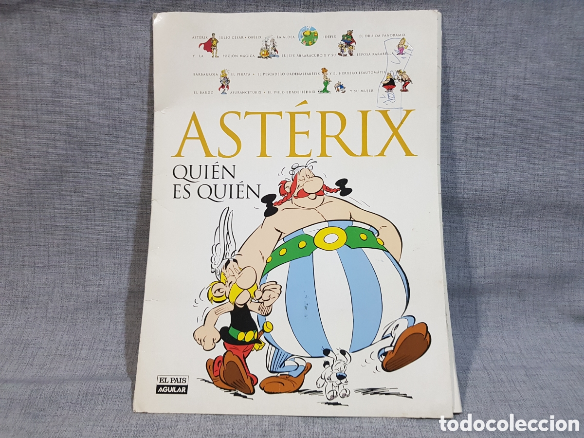 Coleccionismo de peri&oacute;dico El Pa&iacute;s: AST&Eacute;RIX QUI&Eacute;N ES QUI&Eacute;N EL PA&Iacute;S AGUILAR A&Ntilde;O 2000 CARPETA CON 5 L&Aacute;MINAS DE GRAN FORMATO