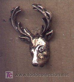 Pins de colecci&oacute;n: 13-1066. Pin Cabeza de Ciervo de frente. relieve