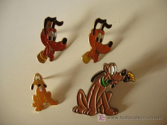 Pins de colecci&oacute;n: Super lote 4 pins Pluto