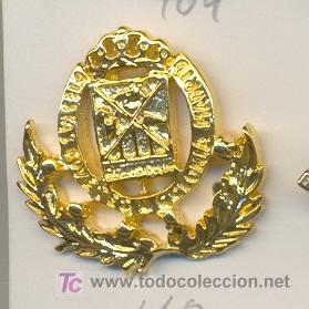 Pin's de collection: 13-fiest110. Pin Fiestas Fiestas Folletes Colonia Madrid, dorado