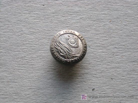 Pin's de collection: PIN - INSIGNIA SALON INTERNACIONAL AUTOMOVIL DE BARCELONA 1971
