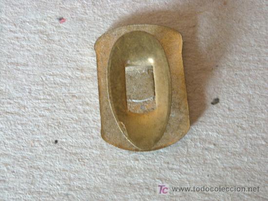 Pins de colecci&oacute;n: PIN - INSIGNIA COMERCIAL MARCA NUTRONA - Foto 2