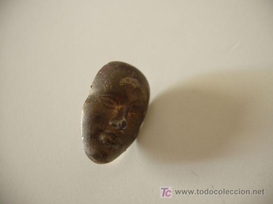 Sammlung von Pins: pin mascara