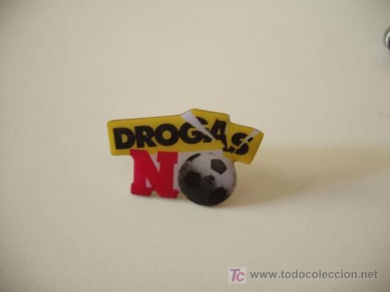 Sammlung von Pins: pin drogas no