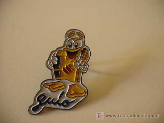 Sammlung von Pins: pin guio