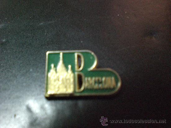 Pin's de collection: PIN LETRA B DE BARCELONA CON LA CATEDRAL DE BARCELONA