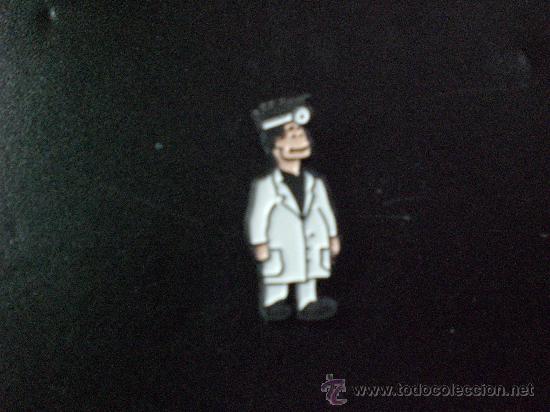 Pin's de collection: Doctor badge PIN MEDICO sanitario