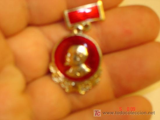 Sammlung von Pins: INSIGNIA CON MEDALLA CON LA CARA DE LENIN -