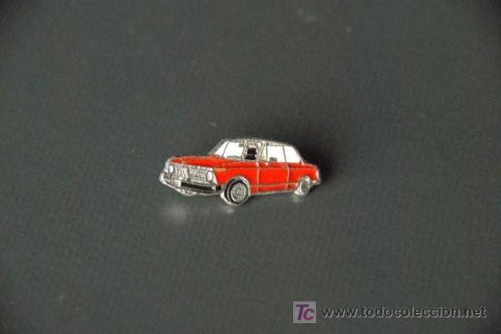 Pins de colecci&oacute;n: pin........ bmw 2002 rojo