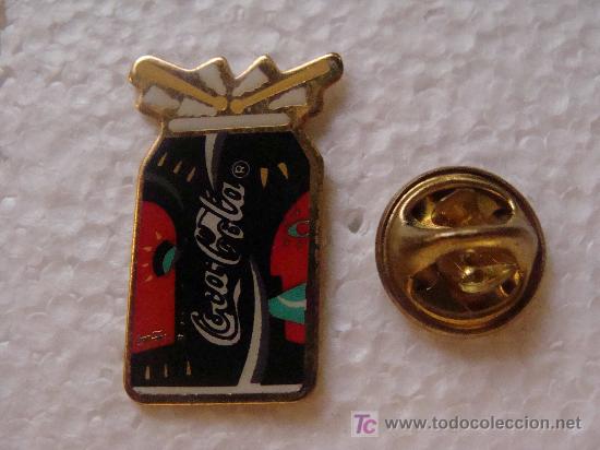 Collection pins: PIN DE COCA-COLA. COCA-COLA ES LA M&Uacute;SICA. LATA EXPLOSIVA. PERFECTO. A&Ntilde;OS 90.