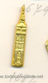 Pin's de collection: 13-1687. Pin Giralda. Sevilla. dorado