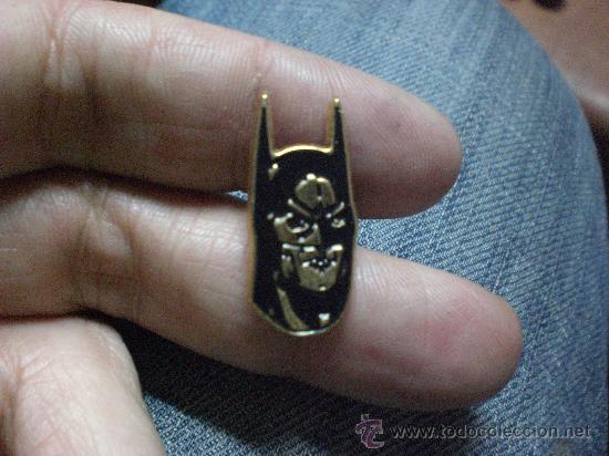 Pins de cole&ccedil;&atilde;o: Pin Batman Cine SUPERHEROE