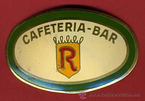 Pins e Spille di collezione: super pin ,publicidad cafeteria royal ? ,  4,50  x  7   cms. chapa con aguja en reverso