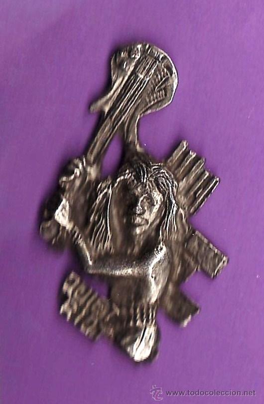 Pins de colecci&oacute;n: pin - musica metal - quiet riot - altura 5cm. - metal con relieve y troquelado